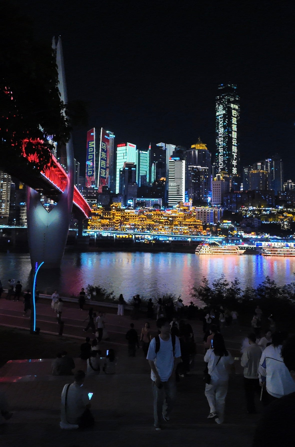 China Night Travel Guide — Shenzhen, Chongqing & Guangzhou